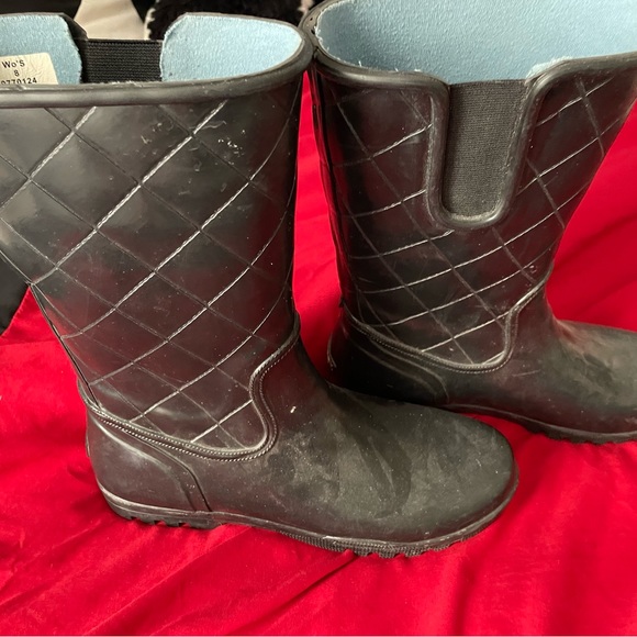 Sperry rain boots black worn maybe 3 times - Picture 4 of 5